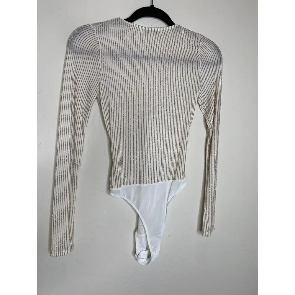 Francesca's Cream Gold Bodysuit Twist Bust Sz XS Coquette Glam - Picture 5 of 9